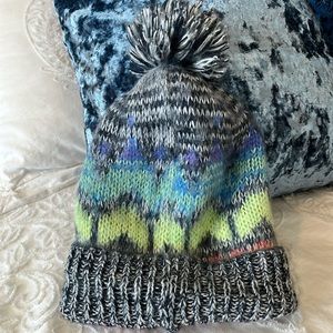 Aeropostale Winter Cap Tassel Acrylic Colorful Beanie Womens One Size